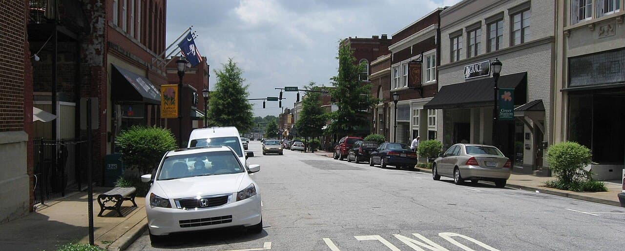 A street in downtown Greer, SC